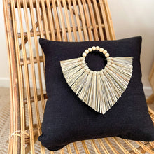 Load image into Gallery viewer, SEAGRASS BEADED FAN DISK
