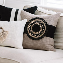 Load image into Gallery viewer, SEAGRASS DISK ROUND BLACK &amp; NEUTRAL
