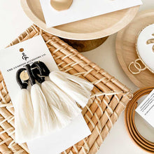 Load image into Gallery viewer, TASSEL BLACK AND CREAM
